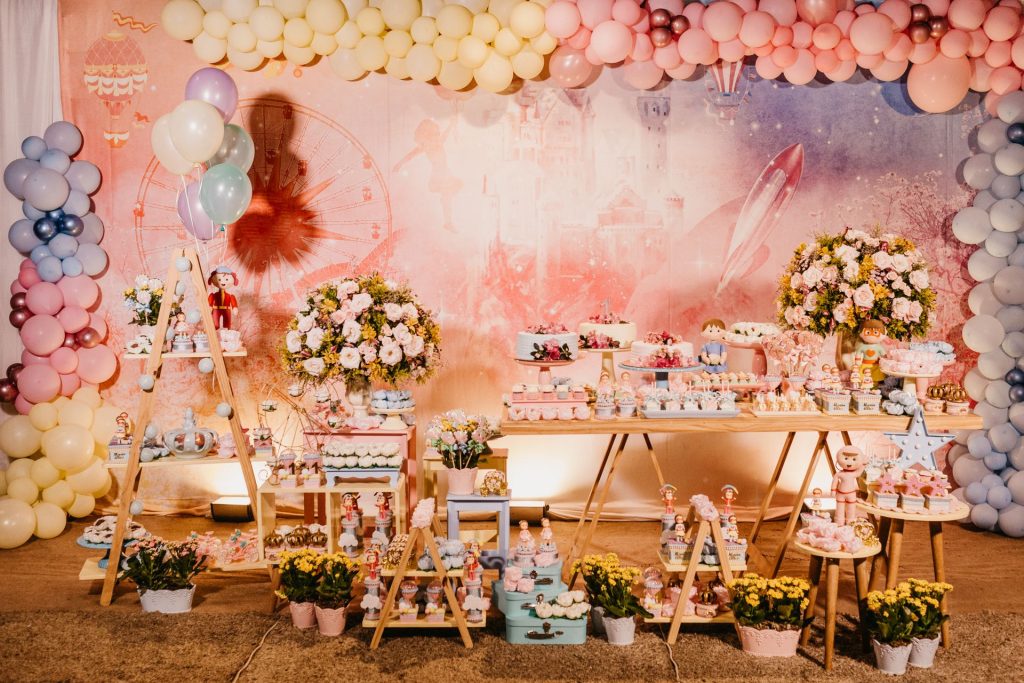luxury birthday decor